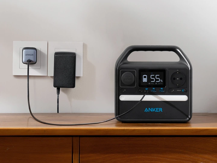 Зарядная станция Anker PowerHouse 521 / 398 Вт / 256 Вт⋅ч