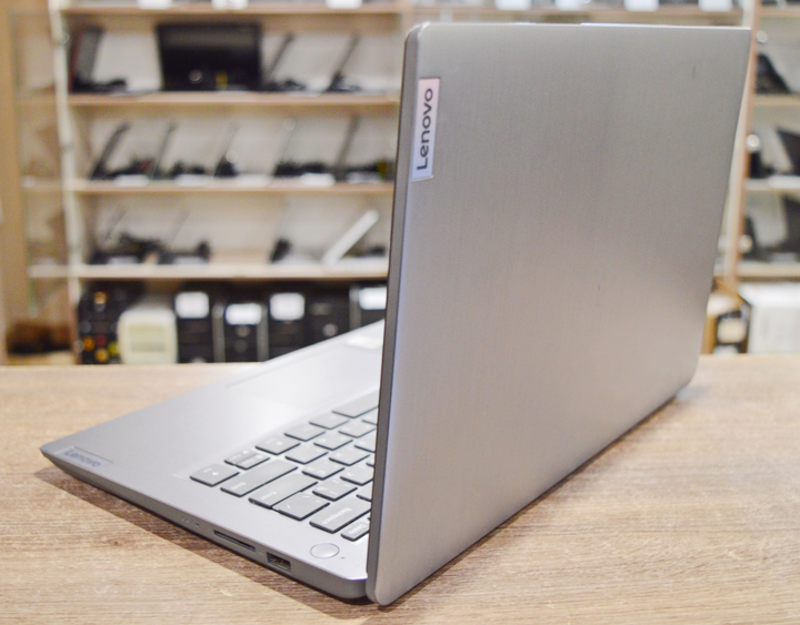Ноутбук Lenovo IdeaPad 3-14ITL6 Б/У – фото, відгуки