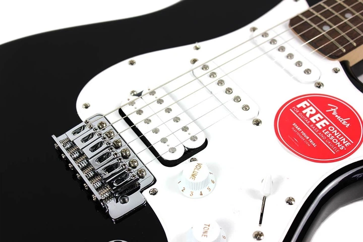 Электрогитара SQUIER by Fender BULLET STRATOCASTER HSS BK - Фото 13 Электрогитара SQUIER by Fender BULLET STRATOCASTER HSS BK - изображение 13