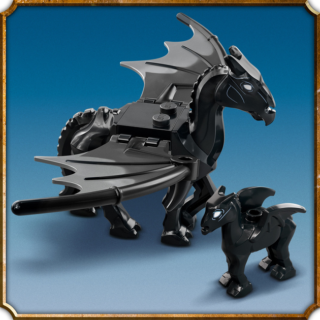 Zestaw klocków LEGO Harry Potter Testrale i kareta z Hogwartu 121 element (76400) - obraz 6