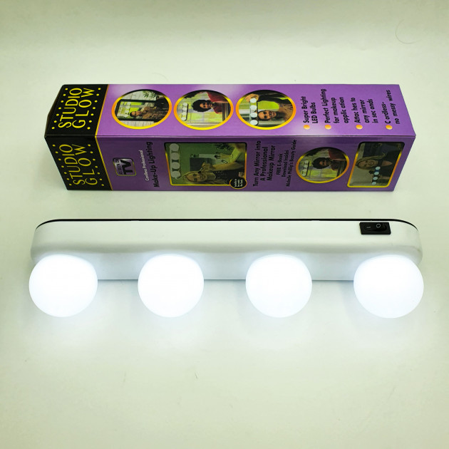 Лампа светодиодная 4 LED подсветка зеркала для нанесения макияжа на ...