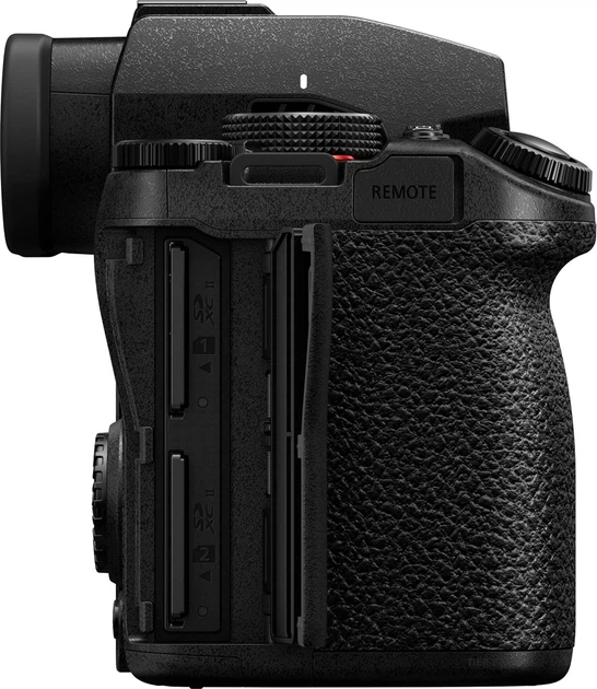 Фотоаппарат Panasonic Lumix DC-S5 II + 20-60mm f/3.5-5.6 Kit Black