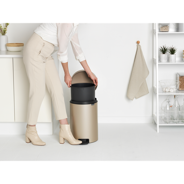 Бак для сміття Brabantia NewIcon Pedal Bin 20 л (304460) - зображення 8