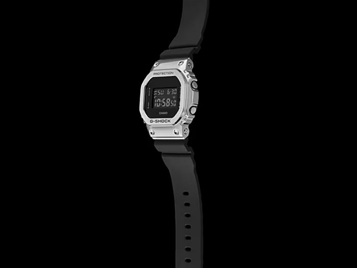 Мужские часы CASIO G-SHOCK GM-5600-1ER – купить онлайн на