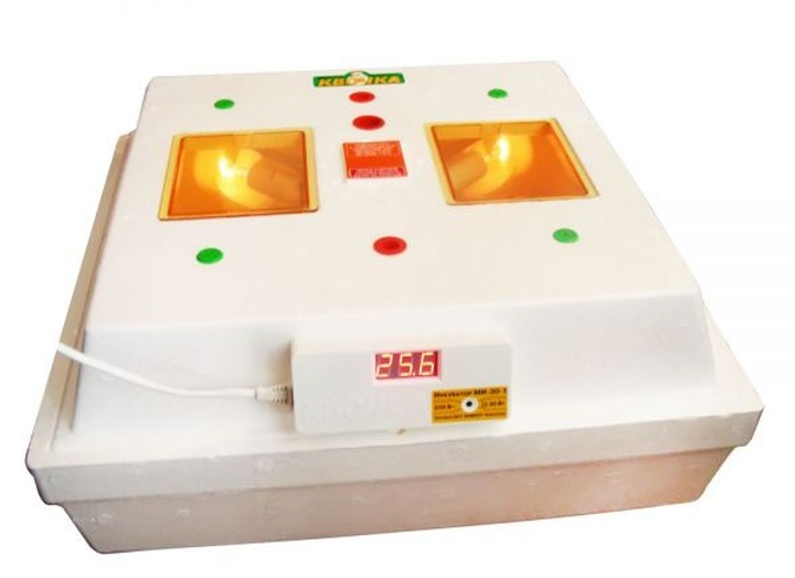 Инкубатор для яиц БЛИЦ-120, цифровой, автоматический переворот, 220В/12В (120 яиц)