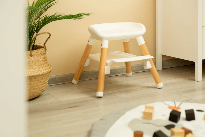 Стільчик для годування Caretero Bravo Grey TERO-7590 (5908310392691) - зображення 14