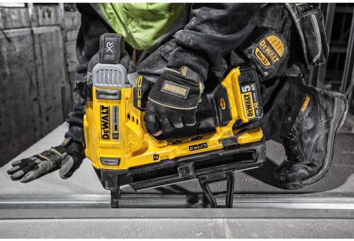 Акумуляторний цвяхозабивач DeWalt DCN890N-XJ без акумулятора та зарядного пристрою (5035048666906) - зображення 12