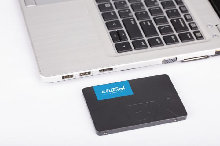 Crucial BX500 2TB 2.5" SATAIII 3D NAND TLC (CT2000BX500SSD1) - зображення 4