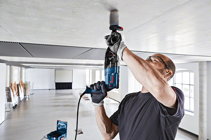 Перфоратор мережевий Bosch Professional GBH 2-28, 880 Вт, 3,2 Дж, 4000 уд.хв, Kickback + Vibration control, L-case (0611267500) - Фото 18 Перфоратор мережевий Bosch Professional GBH 2-28, 880 Вт, 3,2 Дж, 4000 уд.хв, Kickback + Vibration control, L-case (0611267500) - зображення 18