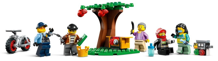 Конструктор LEGO City Центр управління рятувальним транспортом 706 деталей (60371) - зображення 4