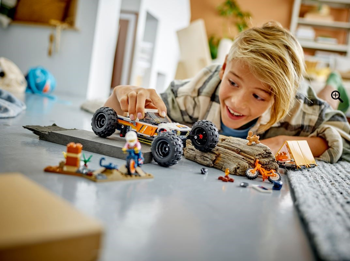Конструктор LEGO City Пригоди на позашляховику 4x4 252 деталі (60387) - зображення 6