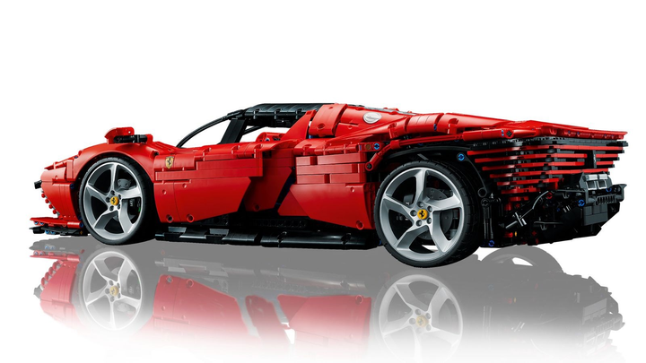 Конструктор LEGO Technic Ferrari Daytona SP3 3778 деталей (42143) - зображення 4