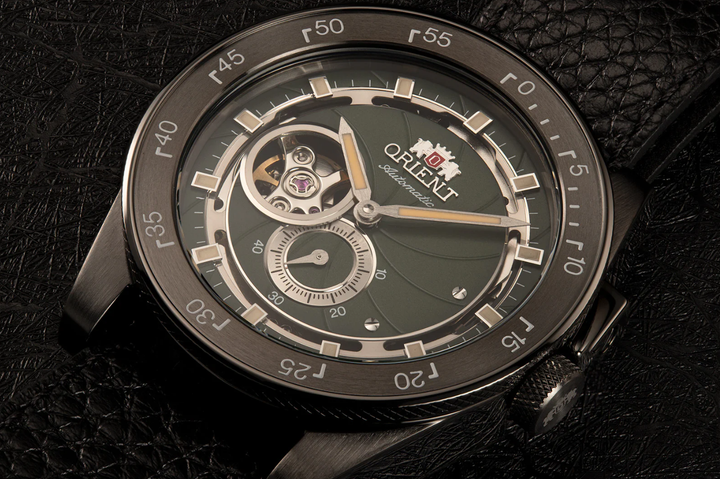 Мужские часы ORIENT RA-AR0202E10B / Зеленый циферблат - изображение 4