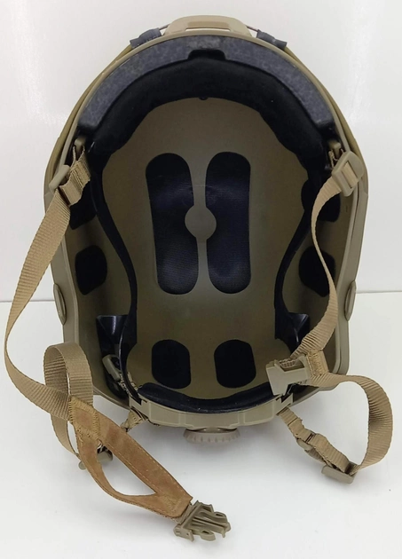 Страйкбольный шлем Future Assault Helmet без отверстий Tan (Airsoft / Страйкбол) - изображение 2