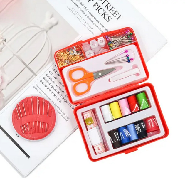 Набор для шитья insta sewing kit tasy to thread 18 едениц в пластиковом кейсе Красный - изображение 1