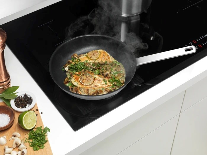 Zestaw naczyń Electrolux E3SS - obraz 3