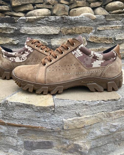 Берцы ботинки тактическая обувь кроссовки облегченные натуральная гидрофобная кожа усиленная пятка и носок Койот 44 - изображение 1