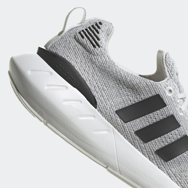 Жіночі кросівки для бігу adidas Originals Swift Run 22 GV7969 40.5 (7UK) 25.5 см Сірі (4065418382878) - зображення 8