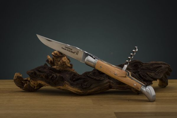 Нож карманный Claude Dozorme, Laguiole Classic, ручка из можевельника (1.60.129.47МІ) - изображение 1