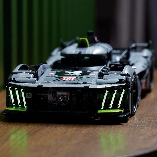 Zestaw klocków LEGO Technic Peugeot 9X8 24H Le Mans Hybrid Hypercar 1775 elementów (42156) - obraz 5