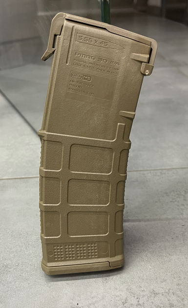 Магазин для AR15 Magpul на 30 патронів, колір Койот, PMAG 30 GEN M3 AR/M4 5.56x45mm / .223 Remington (MAG557) - зображення 1