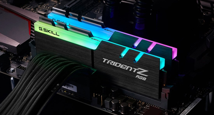 RAM G.Skill DDR4-4000 16384MB PC4-32000 (zestaw 2x8192) Trident Z RGB (F4-4000C18D-16GTZRB) - obraz 3