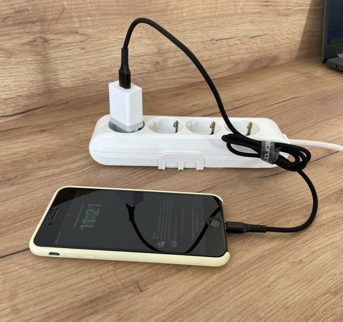Зарядка для телефону Mibrand 5Вт з виходом USB | Блок для заряджання гаджетів MIWC/1UW - Фото 5 Зарядка для телефону Mibrand 5Вт з виходом USB | Блок для заряджання гаджетів MIWC/1UW - зображення 5