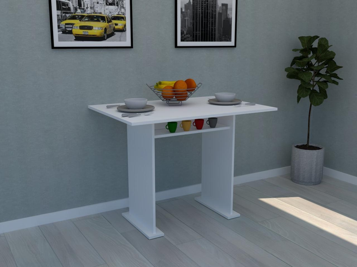 Маленький кухонный стол