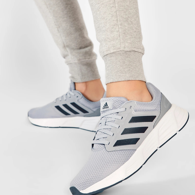 Чоловічі кросівки для бігу adidas Galaxy 6 GW4140 44.5 (10UK) 28.5 см Сірі (4065426742749) - зображення 6