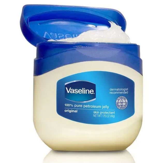 Бальзам для губ, обличчя та тіла Vaseline Original Petroleum Jelly 50 мл - Фото 6 Бальзам для губ, обличчя та тіла Vaseline Original Petroleum Jelly 50 мл - зображення 6