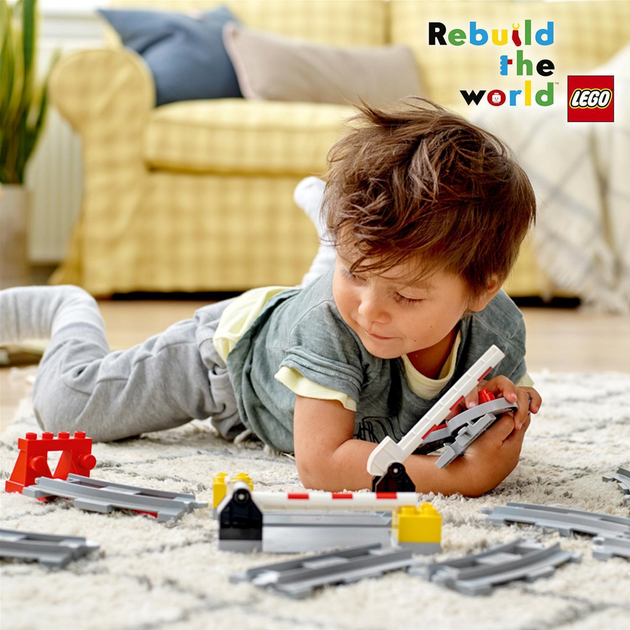 Zestaw klocków LEGO DUPLO Tory kolejowe 23 elementy (10882) - obraz 3