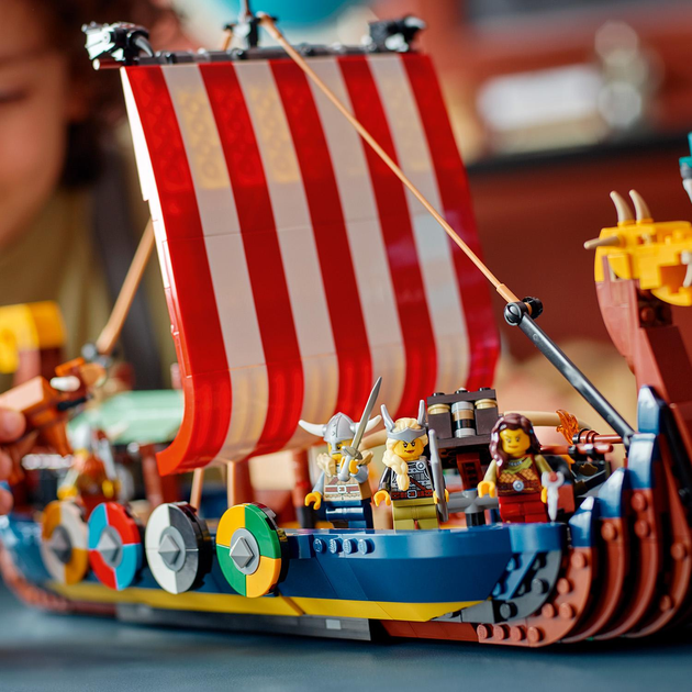 Конструктор LEGO Creator Корабель вікінгів і Мідгардський змій 1192 деталей (31132) - зображення 5