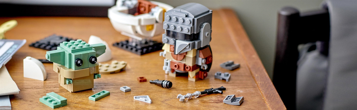 Zestaw klocków LEGO Star Wars Mandalorianin i Dziecko 295 elementów (75317) - obraz 5