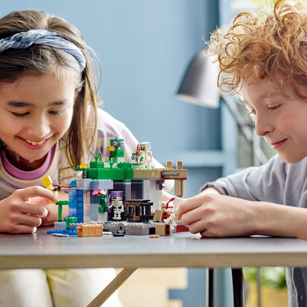Zestaw klocków LEGO Minecraft Loch szkieletów 364 elementy (21189) - obraz 3