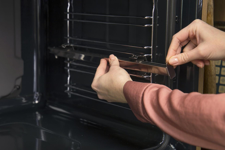 Духова шафа електрична Gorenje BO6725E02BG - зображення 10