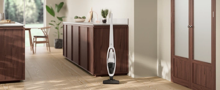 Odkurzacz akumulatorowy Electrolux 300 Clean ES31CB18SH Shell White - obraz 7