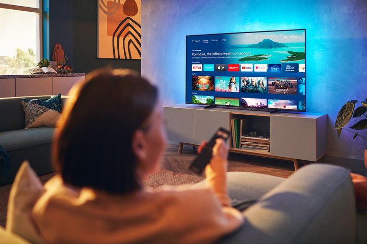 Телевізор Philips 70PUS8007/12 - зображення 8