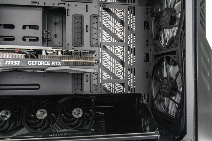 Obudowa Cooler Master HAF 700 EVO Czarny (H700E-IGNN-S00) - obraz 20
