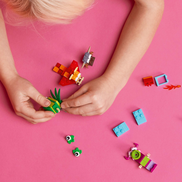 Zestaw klocków LEGO Classic Kreatywne potwory 140 elementów (11017) - obraz 5