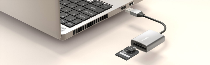 USB-хаб Trust Dalyx Fast USB 3.2 Card reader (24135) - зображення 7