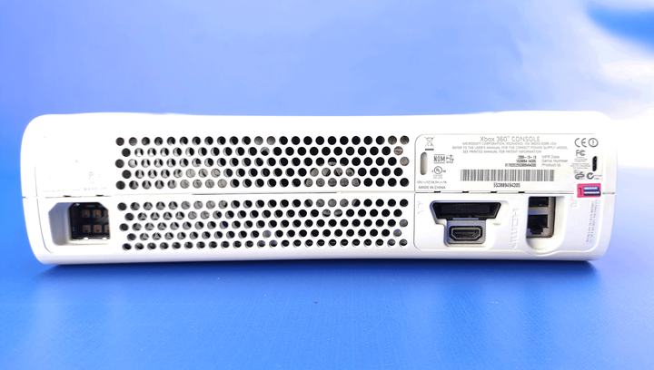 Консоль Microsoft Xbox 360 Freeboot 250GB White + 5 Вбудованих Ігор Б/У - Фото 4 Консоль Microsoft Xbox 360 Freeboot 250GB White + 5 Вбудованих Ігор Б/У - зображення 4
