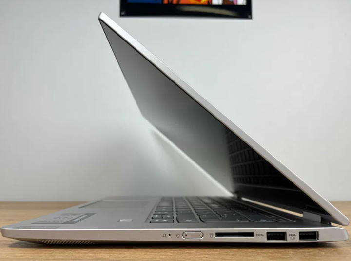 Ультрабук Lenovo IdeaPad C340-14API / 14" IPS / AMD Ryzen 3 3200U (2(4) ядра по 2.6-3.5 GHz) / 8GB DDR4 / 256GB SSD NVME / WebCam / AMD Radeon Vega 3 / Fingerprint / Win 10 PRO Lic б/у - Фото 7 Ультрабук Lenovo IdeaPad C340-14API / 14" IPS / AMD Ryzen 3 3200U (2(4) ядра по 2.6-3.5 GHz) / 8GB DDR4 / 256GB SSD NVME / WebCam / AMD Radeon Vega 3 / Fingerprint / Win 10 PRO Lic б/у - изображение 7
