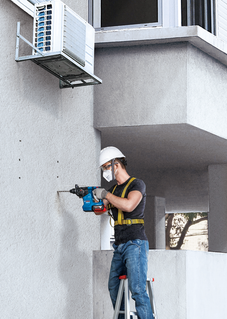 Бесщеточный аккумуляторный перфоратор Bosch GBH 187-LI с 1 аккум. GBA 18V 5.0Ah, GAL 1880 CV в кейсе (0611923022) - изображение 12