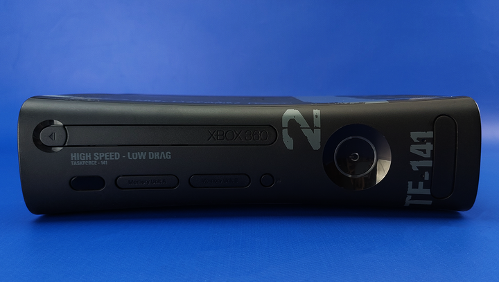 Консоль Microsoft Xbox 360 Call of Duty: Modern Warfare 2 Edition + LT 3.0 250GB + 5 Вбудованих Ігор Б/У - Фото 7 Консоль Microsoft Xbox 360 Call of Duty: Modern Warfare 2 Edition + LT 3.0 250GB + 5 Вбудованих Ігор Б/У - зображення 7