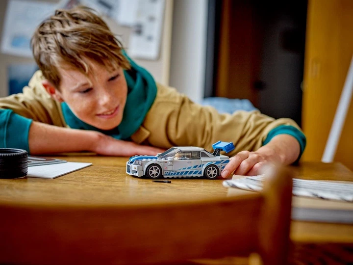 Конструктор LEGO Speed Champions Двойной форсаж Nissan Skyline GT