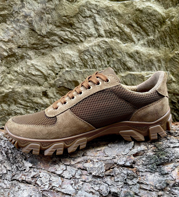 Ботинки кроссовки тактическая обувь облегченные (лето) натуральная гидрофобная кожа усиленная пятка и носок Койот 40 - изображение 1