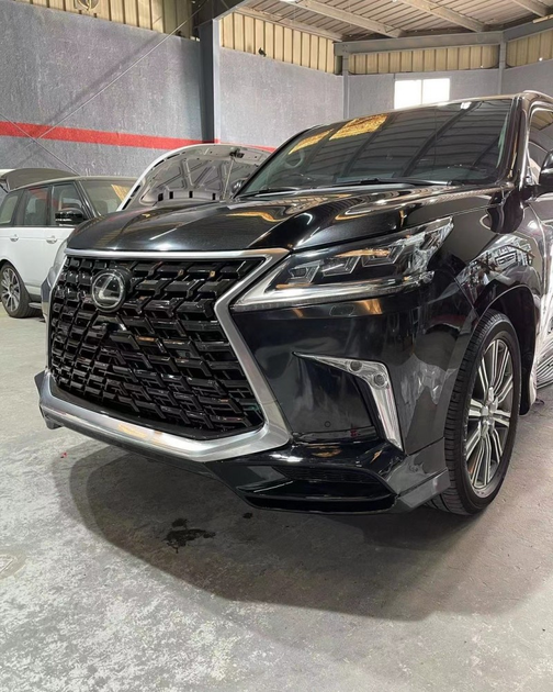 Комплект обвеса Lexus LX570 2015- стиль 2021 черный цвет (юбка передняя и задняя, решетка) KINDLE для Lexus LX 570 2015- (7461) - изображение 2
