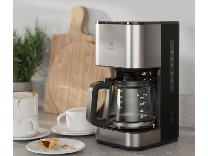 Кофеварка Electrolux - E3CM1-3ST - изображение 3