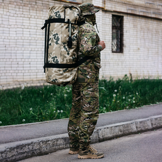 Рюкзак-сумка-баул військова, армійський баул Оксфорд 100 л тактичний баул пісочний мультикам з кріпленням для каремату і саперної лопати. - зображення 2