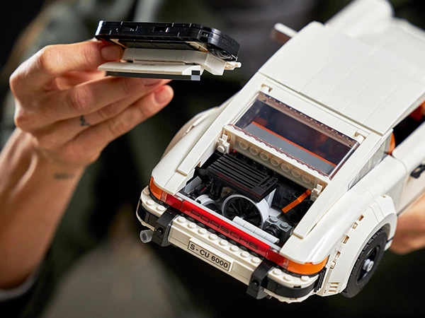 Конструктор LEGO Creator Expert Porsche 911 1458 деталей (10295) - зображення 12